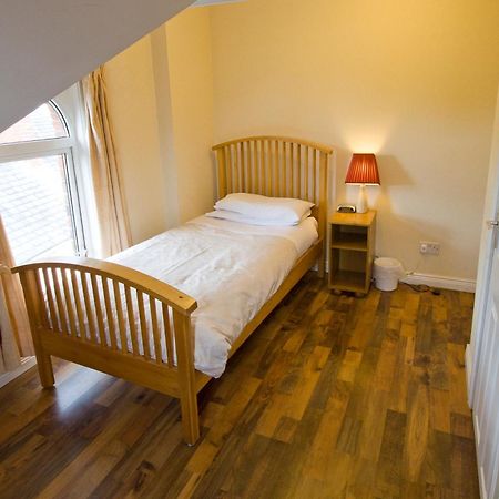 בלפסט Somerton House Rooms Only מראה חיצוני תמונה